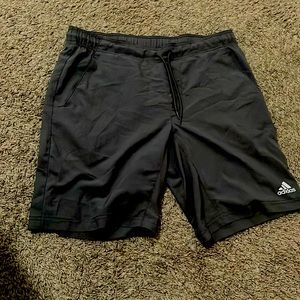 Adidas golf shorts size m